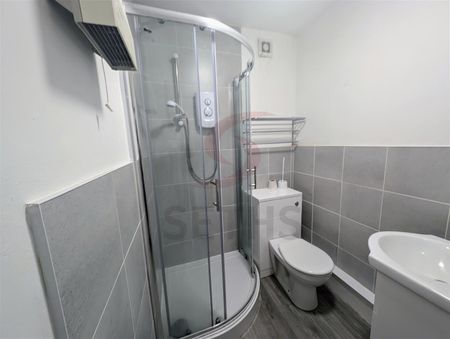 Station Road, LE3, Leicester - Photo 3