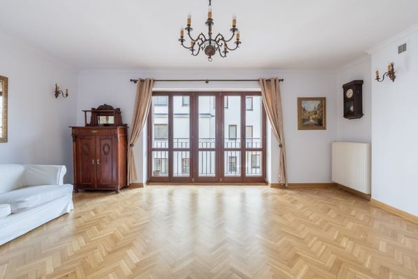 Mokotów, 112,57m2, 4 pokoje w kamienicy, balkon 112.57 m² - Zdjęcie 1