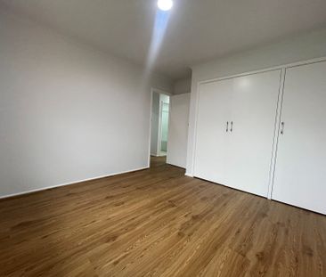 Freshly Renovated 2-Bedroom Unit in a Quiet Court Location! - Photo 3