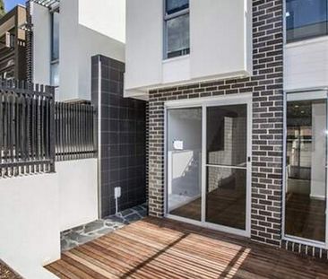 28 Stellar Place, Bundoora - Photo 2