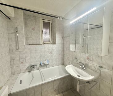 Charming renovated 4.5-room apartment in Tramelan - Foto 1