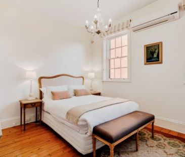 2 Bed, 1 Bath - Photo 3