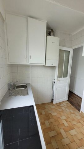 Appartement Courbevoie 4 pièces 77.90 m2 - Photo 2