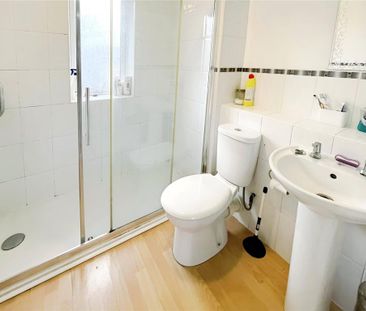 2 bedroom semi-detached house to rent - Photo 6