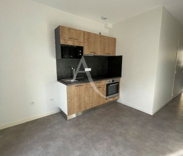 Location Appartement 2 pièces 44m² - Photo 2