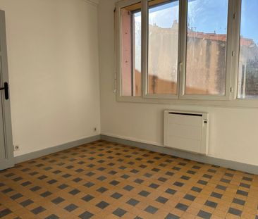 Location appartement Marseille 1er (13001) - Photo 5