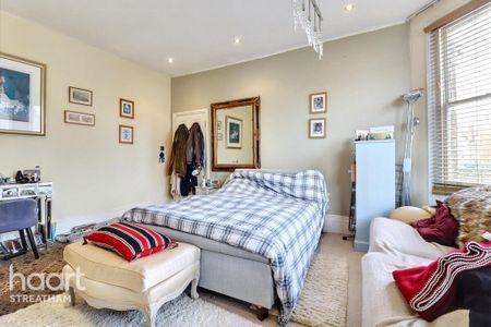 4 bedroom flat to rent - Photo 4