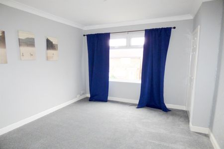 2 bed flat to rent in Red House Road, Hebburn, NE31 - Photo 3