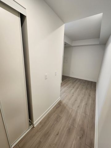 For Lease - 1 Fairview Road Unit# 903, Mississauga, Ontario - Photo 2