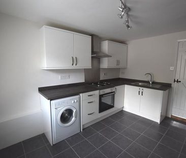 2 Bedroom Terraced To Let - Photo 4