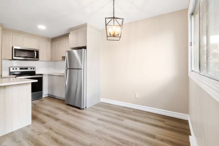 5025 Boul. des Sources, #301 - Photo 5