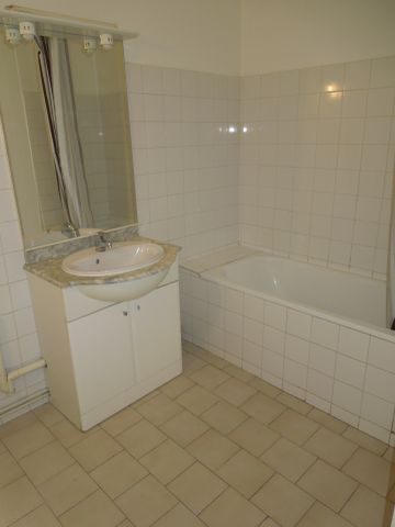 Location Appartement 3 pièces 56m² MONTPELLIER 34000 - Photo 4