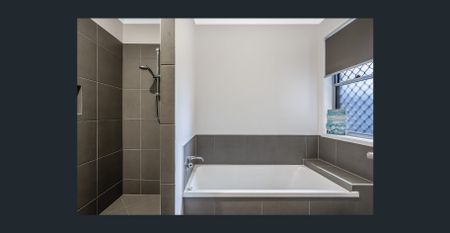 FAMILY HOME IN A SOUGHT AFTER ESTATE! - Photo 5