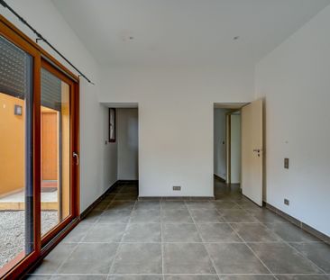 Location Maison Cabriès 6 Pièces 237 m² - Photo 4