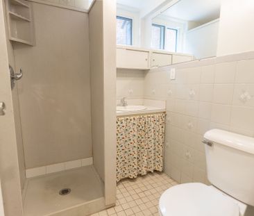 For Lease - 15 Dalecrest Drive, Toronto, Ontario - Photo 2