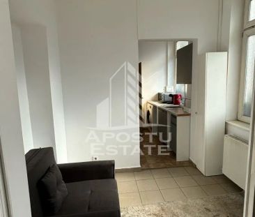 Apartament la casa cu 2 camere, loc de parcare, zona Telegrafului. - Photo 5