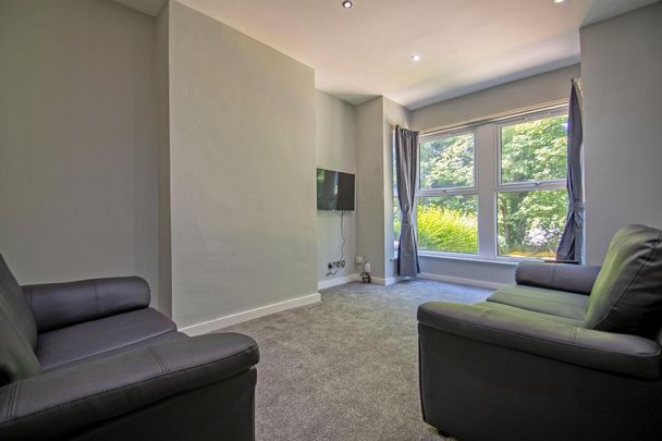 1 bedroom in a house share to rent - Photo 1