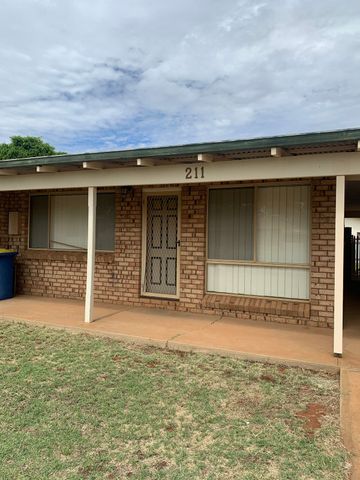 FURNISHED UNIT IN A QUIET LOCATION! - Photo 4