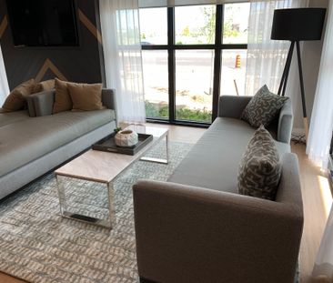 For Lease - 128 GROVEWOOD Common Unit# 132, Oakville, Ontario - Photo 2