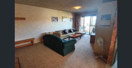 Spacious Apartment With View of Lake Jindabyne - Photo 3