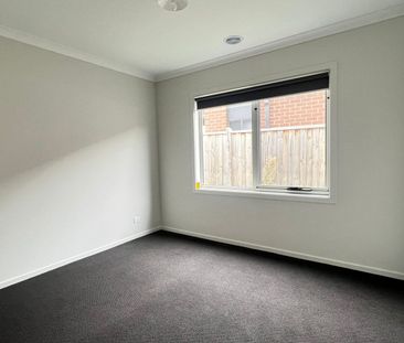 Magnificent Living Spaces, Luxurious Amenities, Unmatched Elegance! - Photo 5