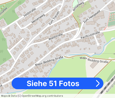 5-Zimmer-Einfamilienhaus mit * Einbauküche, Kaminofen und Garten * ... - Foto 1