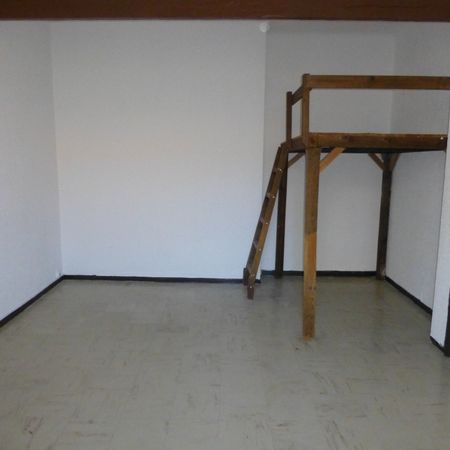 Appartement 1 pièces 29m2 MARSEILLE 5EME 502 euros - Photo 4