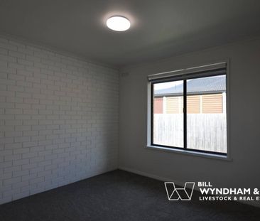 Wake Up to Water Views in Eagle Point - APPLICATION PENDING - Photo 2