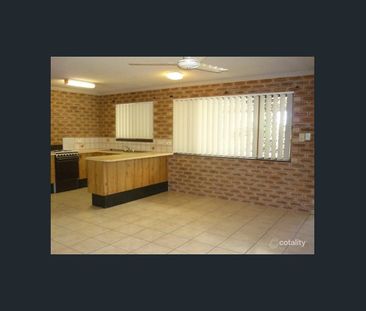 Comfortable & Low-Maintenance Living in a Quiet Cul-de-Sac! - Photo 1