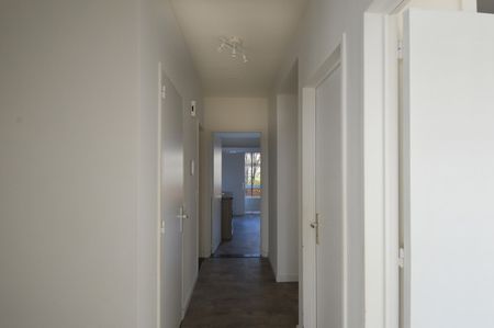 3 SLAAPKAMER APPARTEMENT MET AUTOSTAANPLAATS - Photo 2