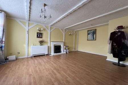 3 bedroom terraced house to rent - Photo 2