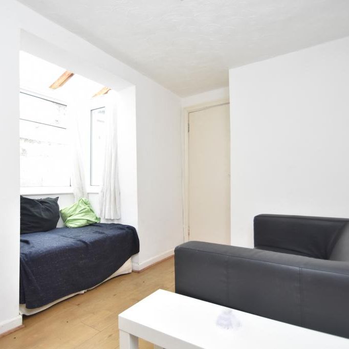 5 bedroom terraced house to rent - Photo 1