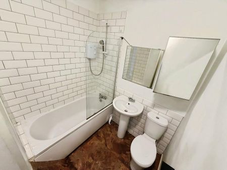 2 bedroom terraced house to rent - Photo 5