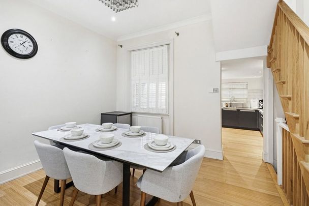 3 bedroom terraced house to rent - Photo 1