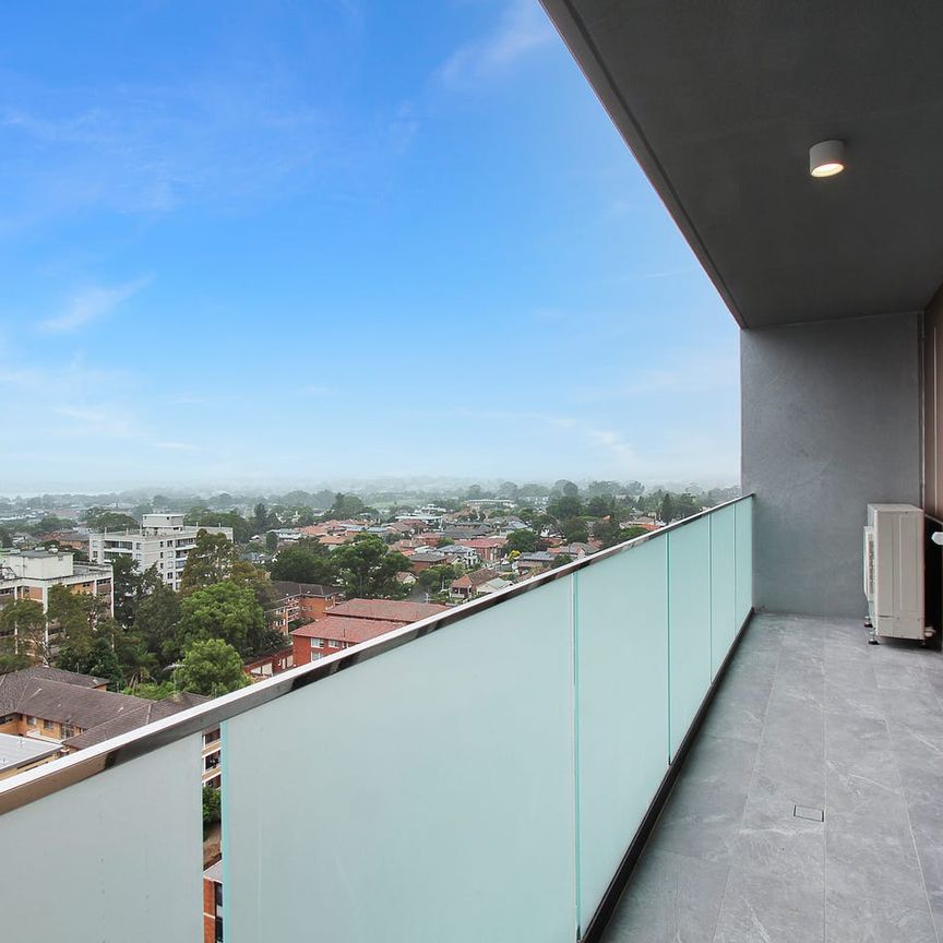 One-bedroom available in Burwood - Photo 1