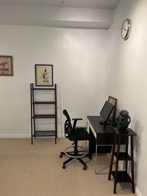 For Lease - 208 Carlton Street Unit# Main, Toronto, Ontario - Photo 1