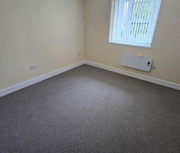 Goschen Street, Southwick, Sunderland, Tyne & Wear, SR5 2LR - Photo 3