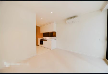 1 Bedroom*617 - Photo 4