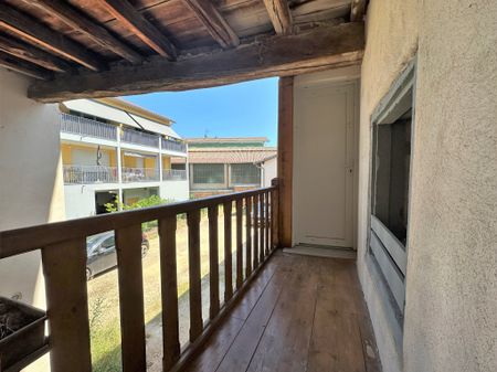 T2 meublé hyper centre de Châtillon-sur-Chalaronne - Photo 4