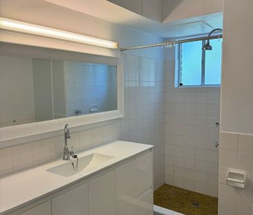 Generously Sized One Bedroom Apartment - Photo 5