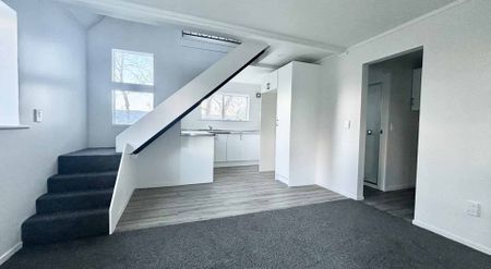 Freshly rennovated and new - 2 Bedrooms - Melling - Photo 4