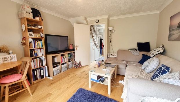 Grenadier Close, Abbeymead, Glouceater - Photo 1