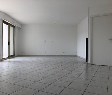 Location Appartement 2 pièces 74m² BESANCON 25000 - Photo 1