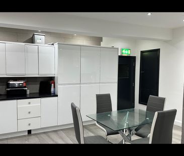 Room in a Shared House, Oaklands Park Avenue, IG1 - Photo 4