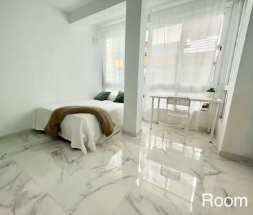 Avenida Sánchez Pizjuan, Sevilla, Andalusia 41009 - Photo 4