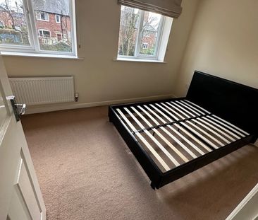 3 Bed Semi-Detached House, Frank Birchall Close, M40 - Photo 6