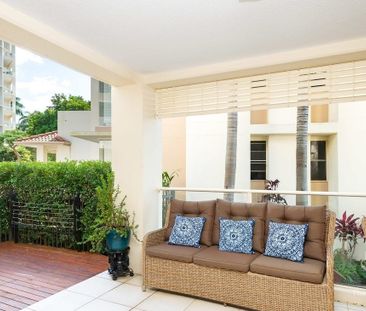 Furnished Ground Floor Apartment in The Reserve - Photo 3