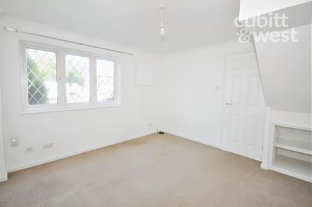 2 bedroom end of terrace house to rent - Photo 5