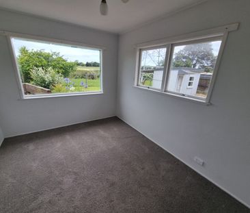 Large family home with plenty of space for the kids - Photo 2