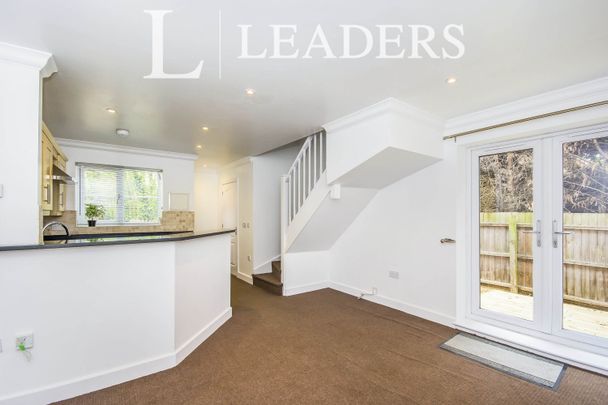 2 bedroom house to rent Homelands, Guyhirn, PE13 - Photo 1